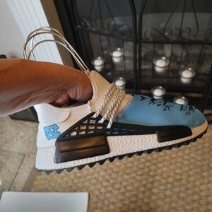 CUSTOM CAROLINA UNC TARHEELS SNEAKERS 40